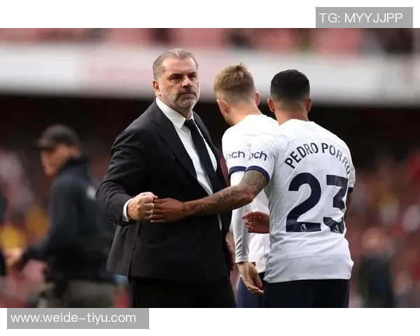 德天空报道多特蒙德关注费耶诺德中场昆滕廷伯合同将于明夏到期